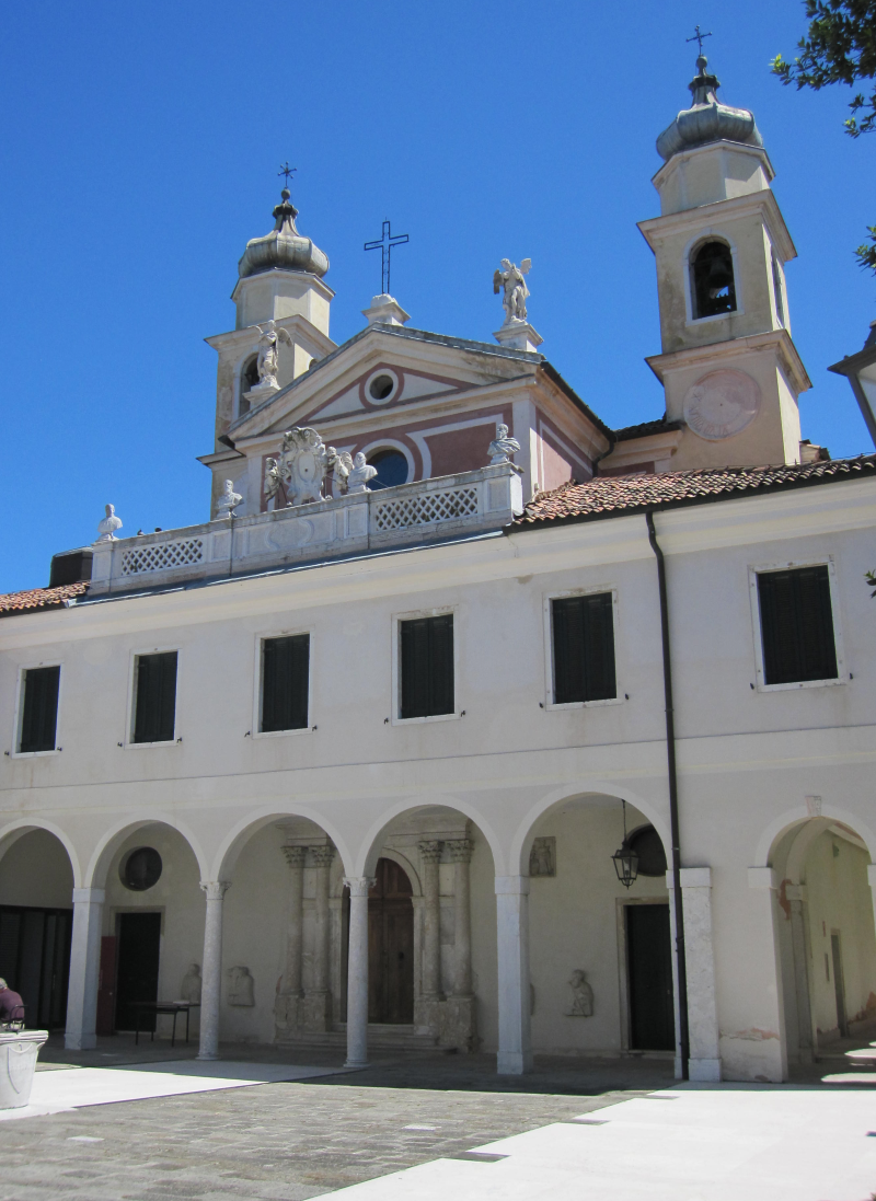 Historical Guided Tour Of San Servolo Island And The Insane Asylum Museum Venice International University